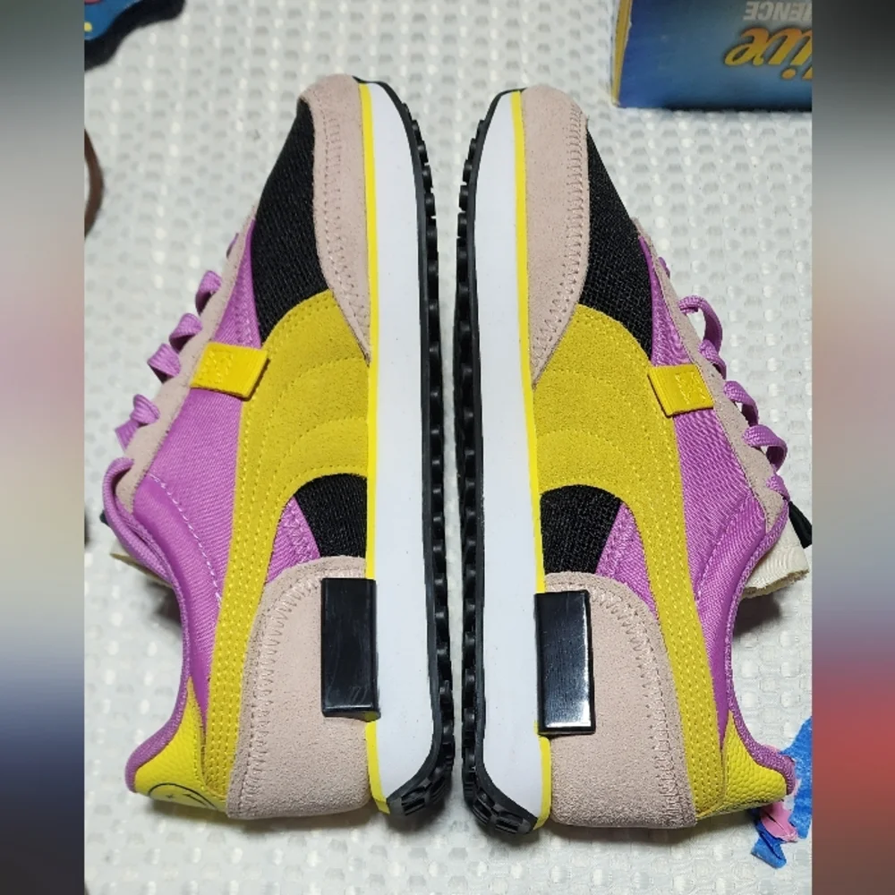 PUMA EUC JUNIOR SZ 5.5 RIDER SMILEWORLD SNEAKERS SHOES - Picture 7 of 9